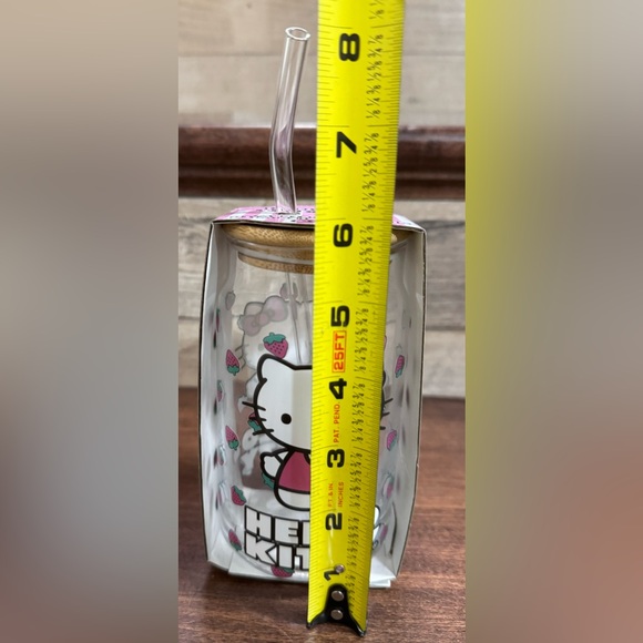 Hello Kitty Glass Tumbler With Bamboo Lid And Glass Straw - NEW - Picture 7 of 7